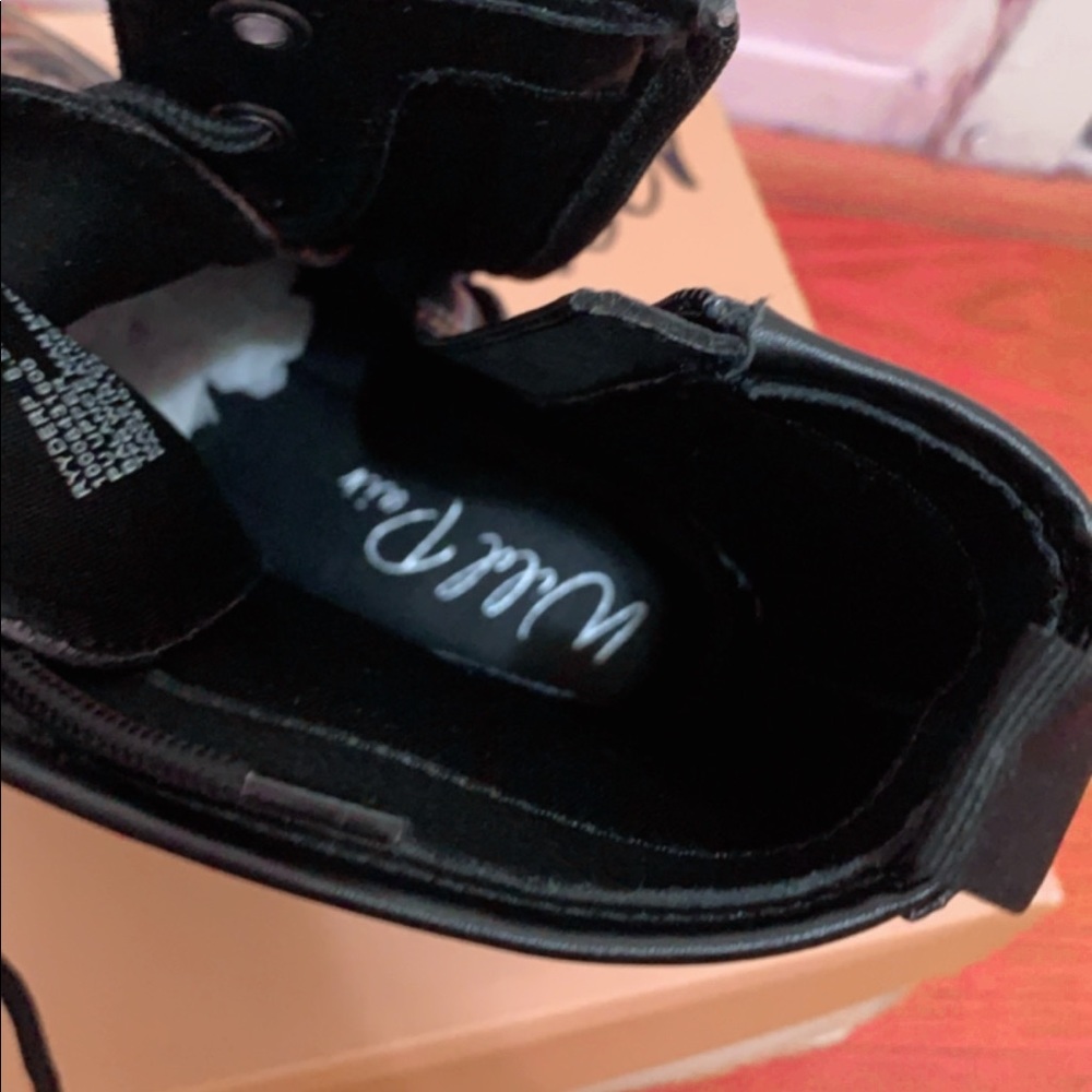 Spring Fall boots - Picture 7 of 8